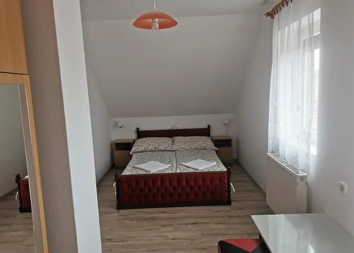 Kiss Vendeghaz 公寓 巴拉通雷勒